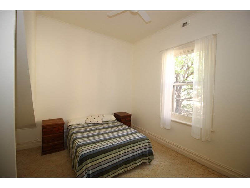 18 Peake Terrace, Waikerie SA 5330