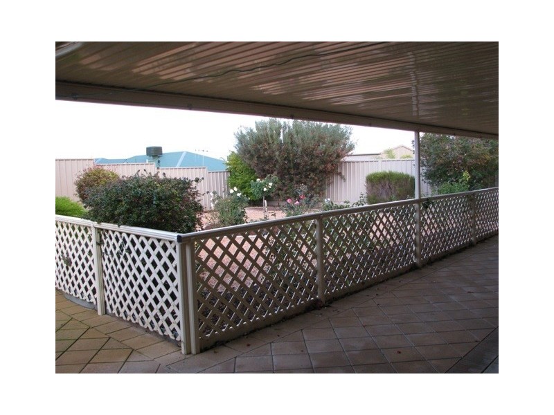 14 McLean Street, Berri SA 5343