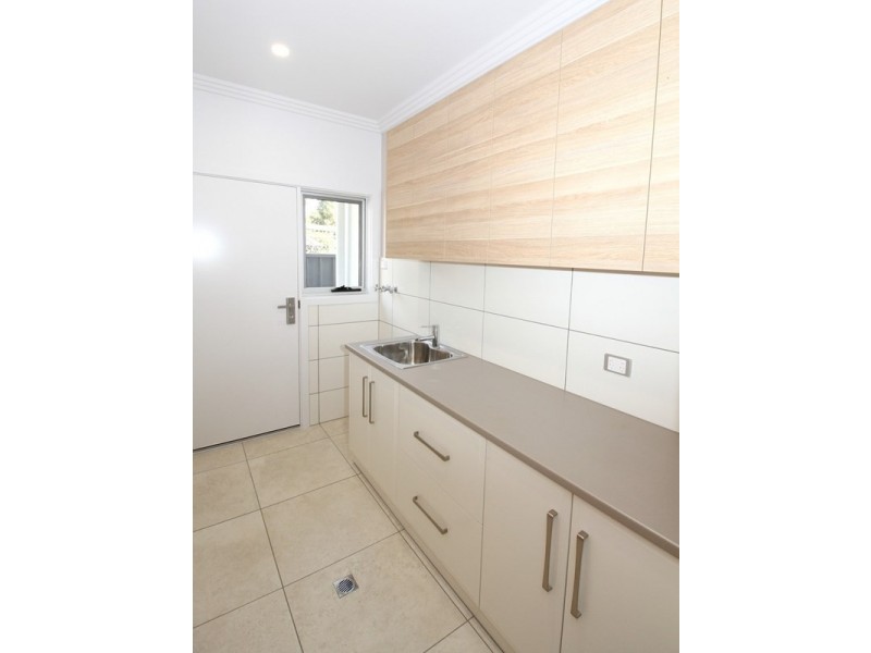 3 Beverly Street, Loxton SA 5333