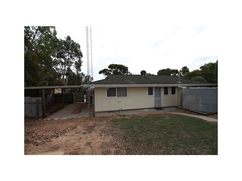 5 Edwards Avenue, Pinnaroo SA 5304