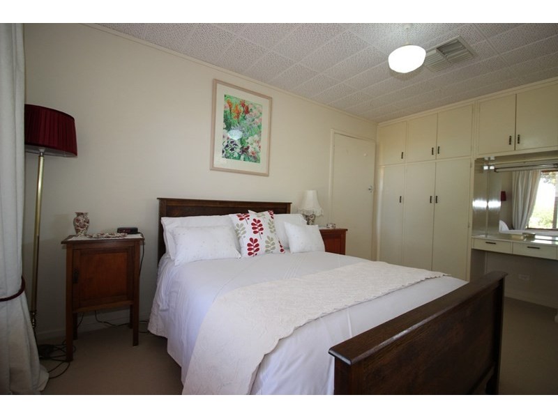 22 Marschall Road, Waikerie SA 5330