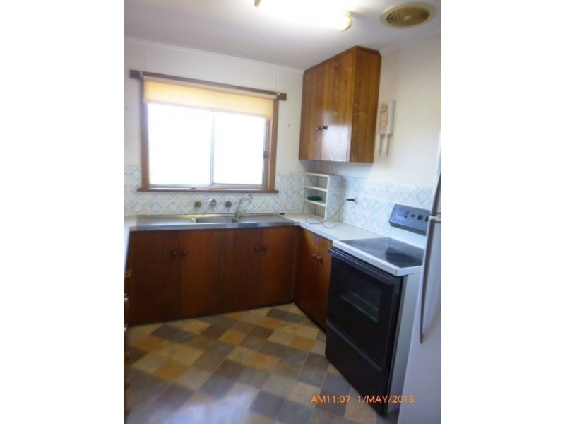 29 First Street, Loxton SA 5333