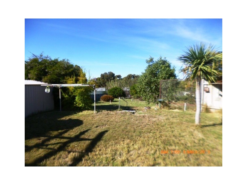 29 First Street, Loxton SA 5333