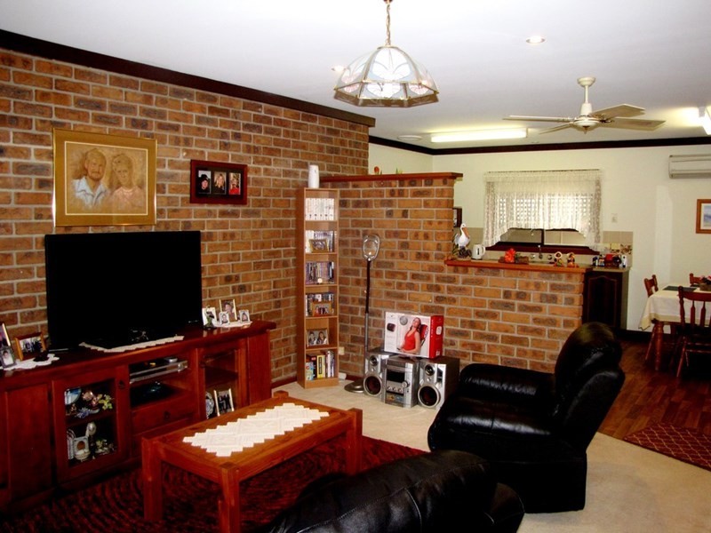 Unit 3/2 Sturt Street, Barmera SA 5345