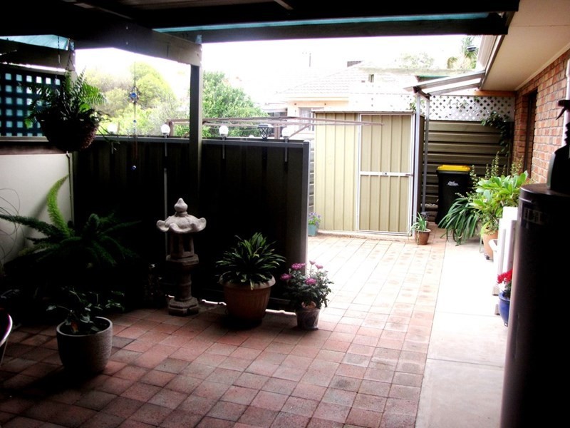 Unit 3/2 Sturt Street, Barmera SA 5345