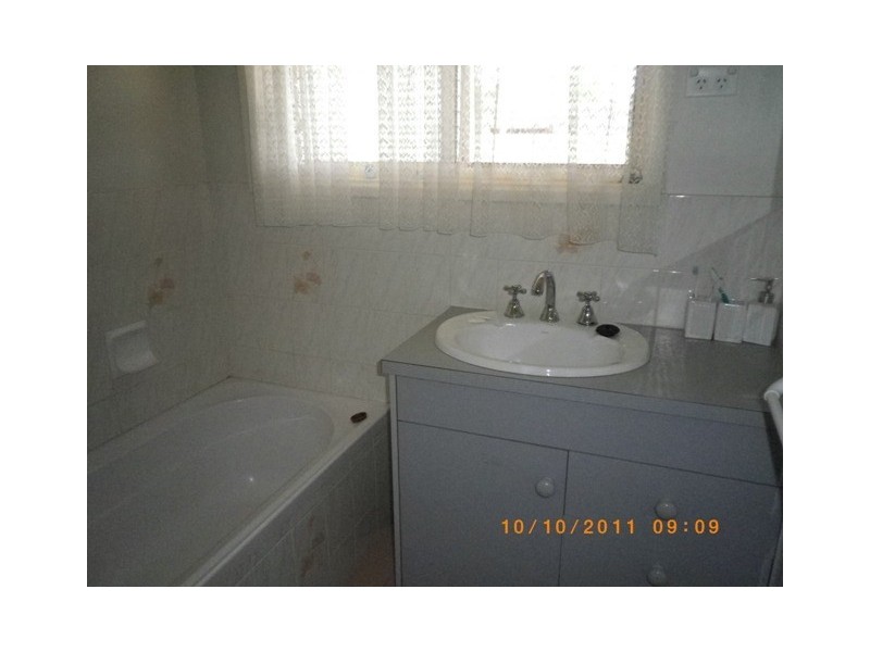 23 Phillips Road, Berri SA 5343