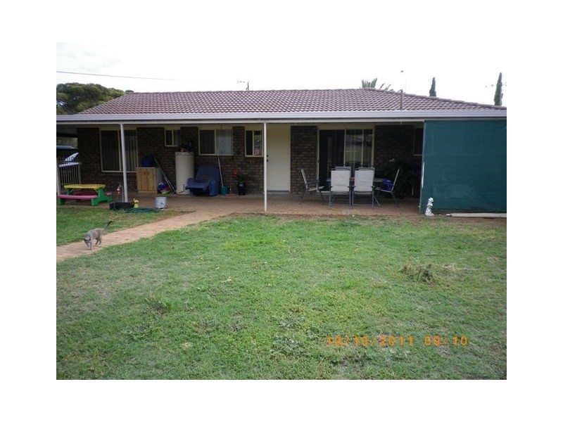 23 Phillips Road, Berri SA 5343