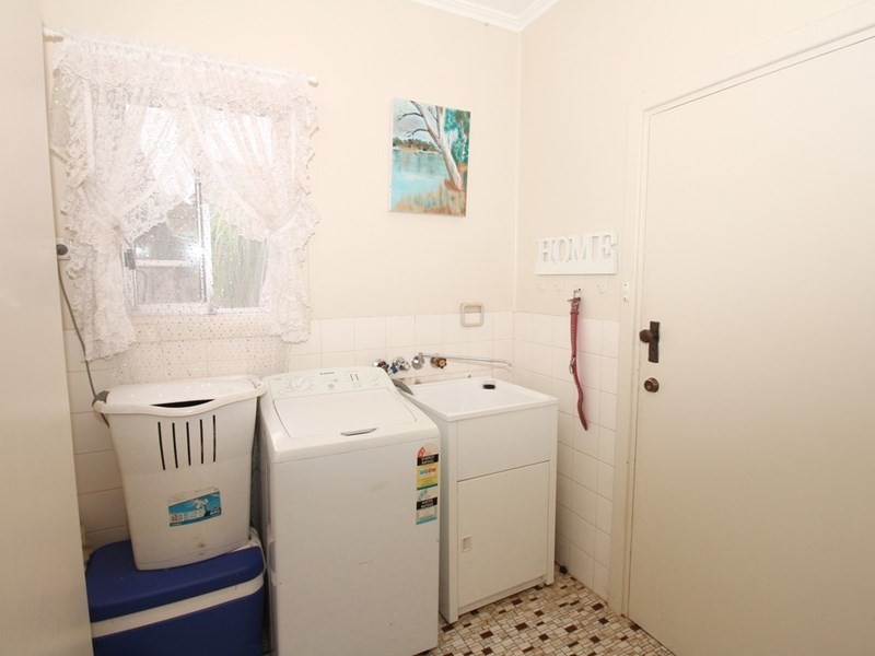 21 Hawdon Street, Barmera SA 5345