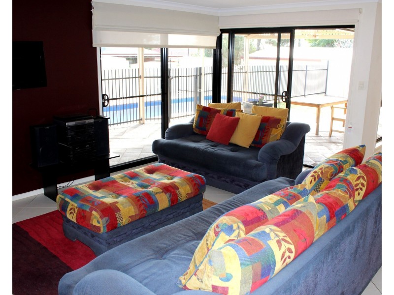 16 Schaefer Drive, Loxton SA 5333