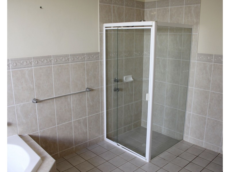 16 Schaefer Drive, Loxton SA 5333