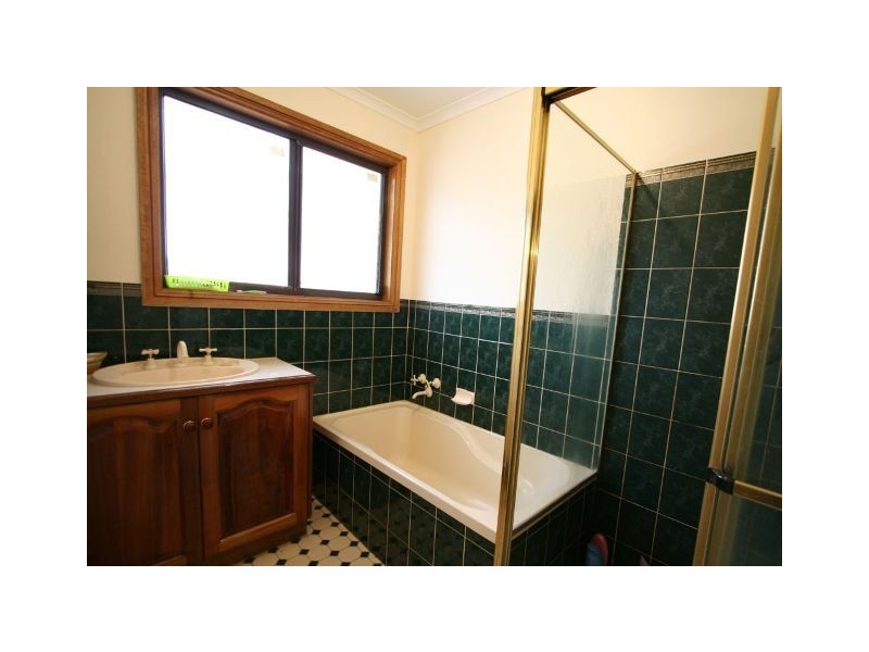 40 Medley Road, Waikerie SA 5330