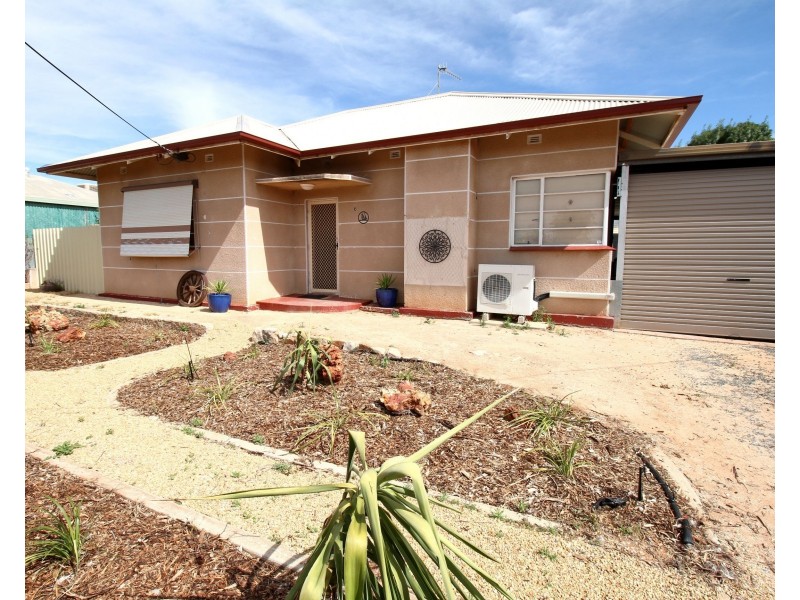 6 Cornwall Street, Berri SA 5343