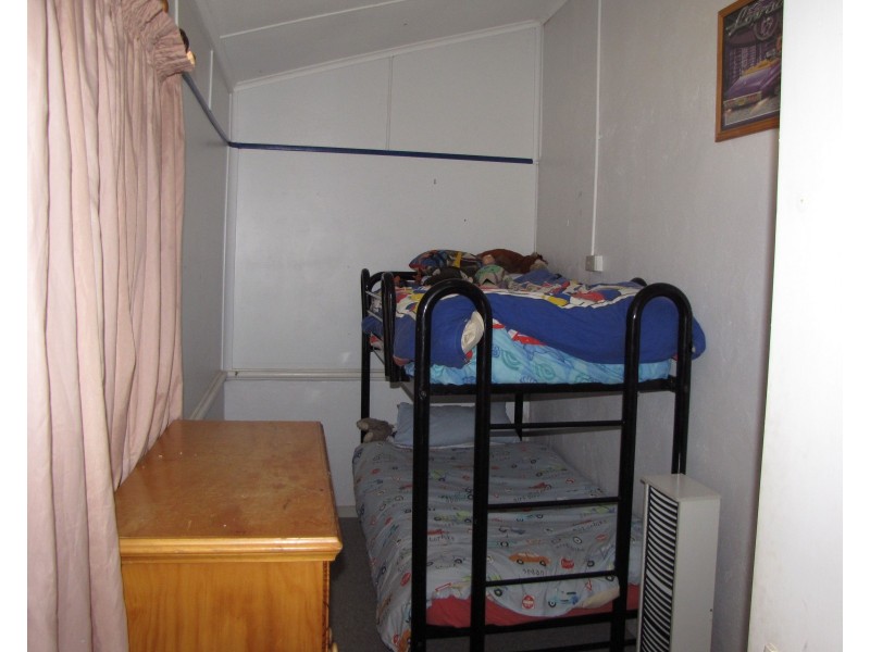 6 Cornwall Street, Berri SA 5343