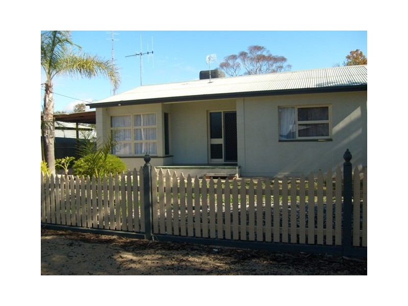 6 Obst Street, Berri SA 5343