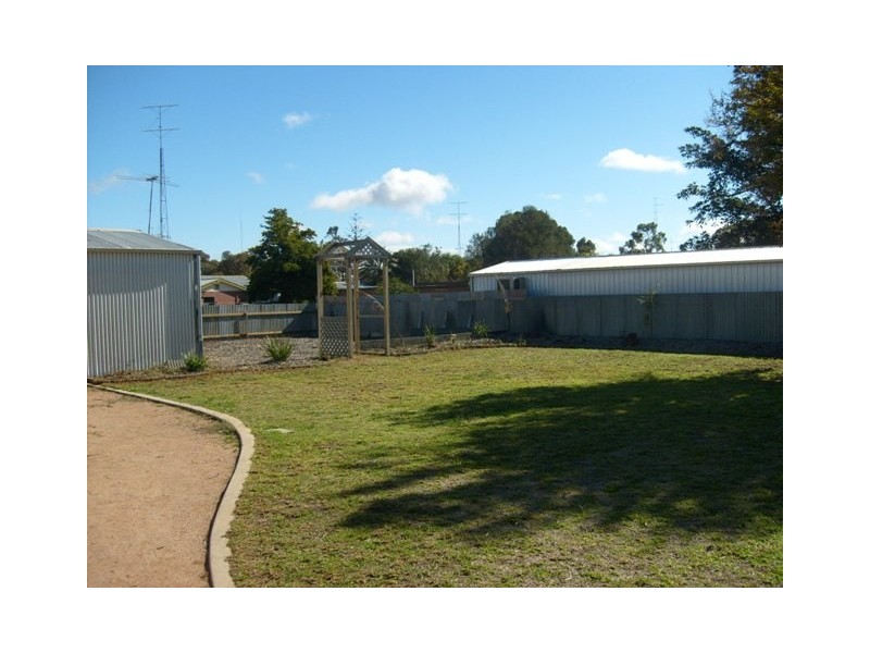 6 Obst Street, Berri SA 5343