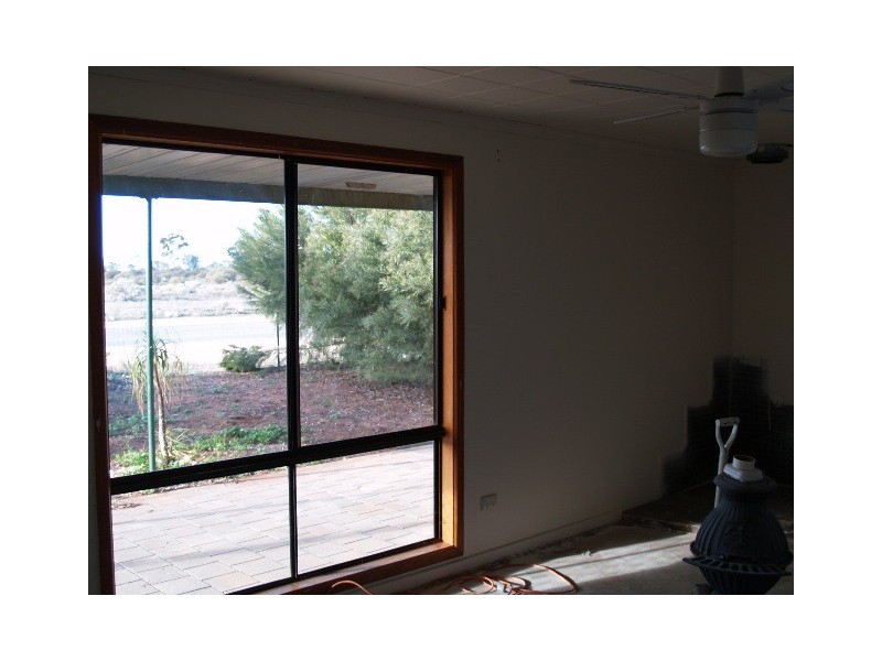 24 Riverview Terrace, Morgan SA 5320