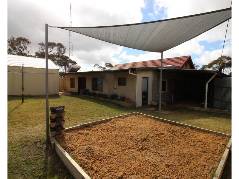 139 Gordon Road, Cadell SA 5321