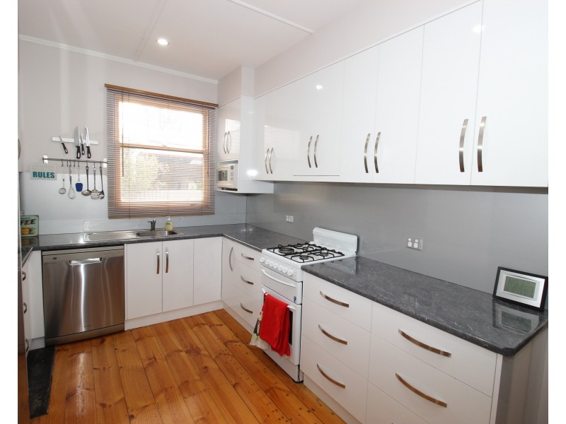 2 Kleemann Street, Waikerie SA 5330