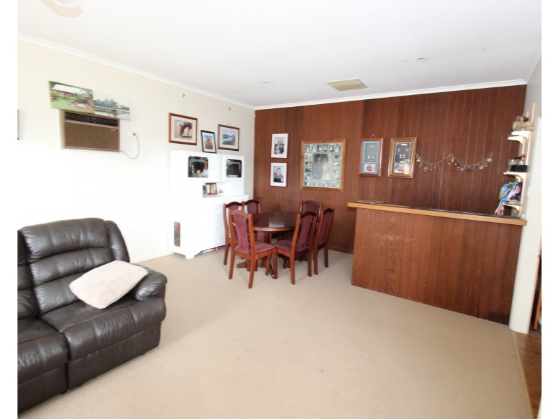 2 Kleemann Street, Waikerie SA 5330