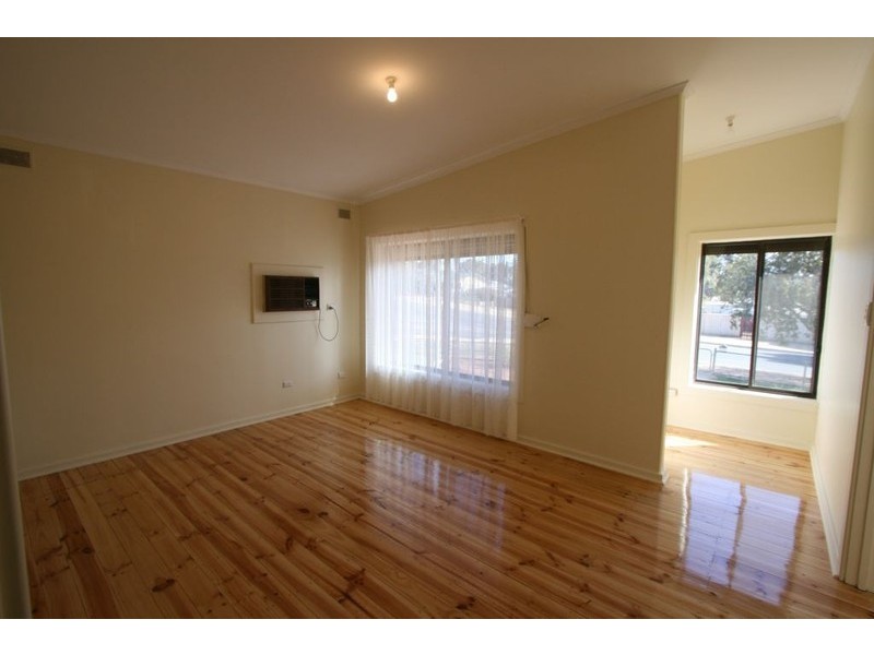 79 Drabsch Street, Loxton SA 5333