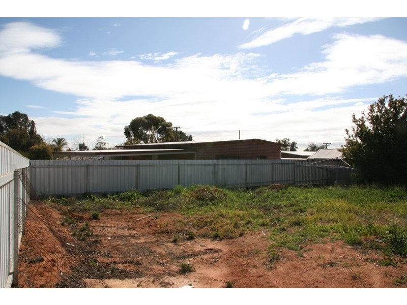 79 Drabsch Street, Loxton SA 5333
