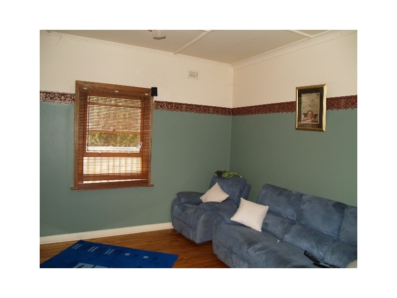 26 Kirby Street, Waikerie SA 5330