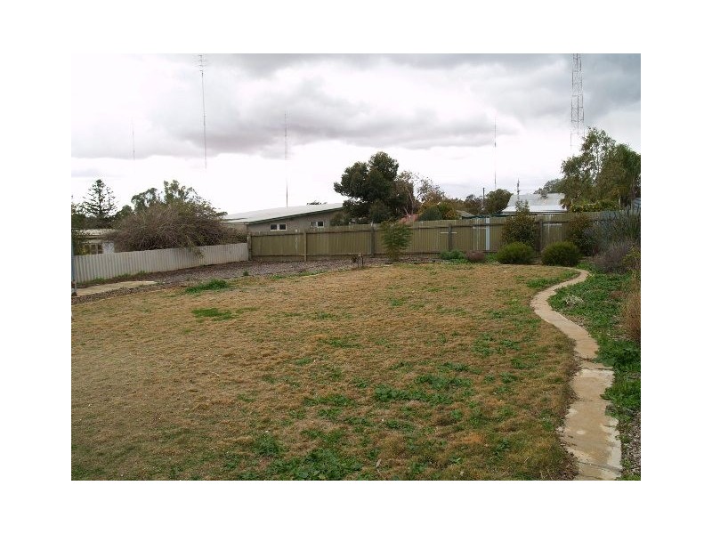 26 Kirby Street, Waikerie SA 5330