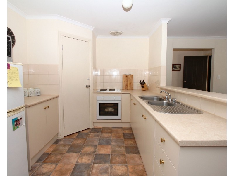 13 Schick Street, Loxton SA 5333