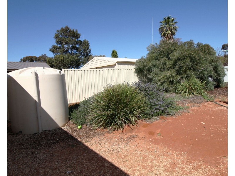 13 Schick Street, Loxton SA 5333