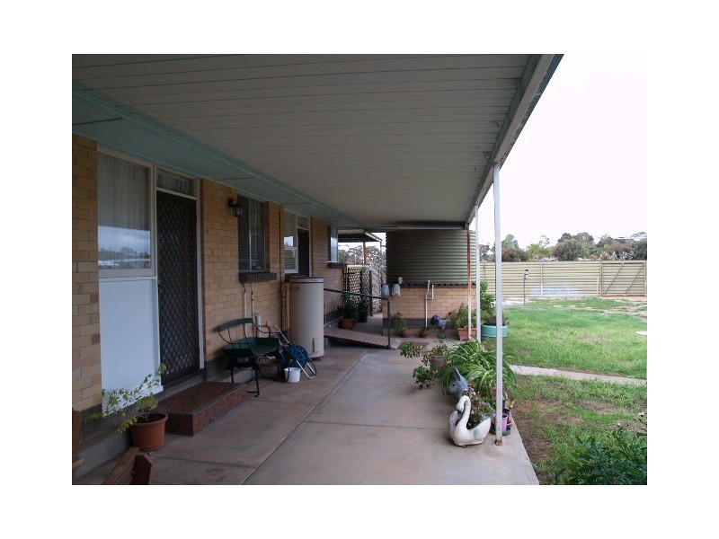 12990 Sturt Highway, Waikerie SA 5330
