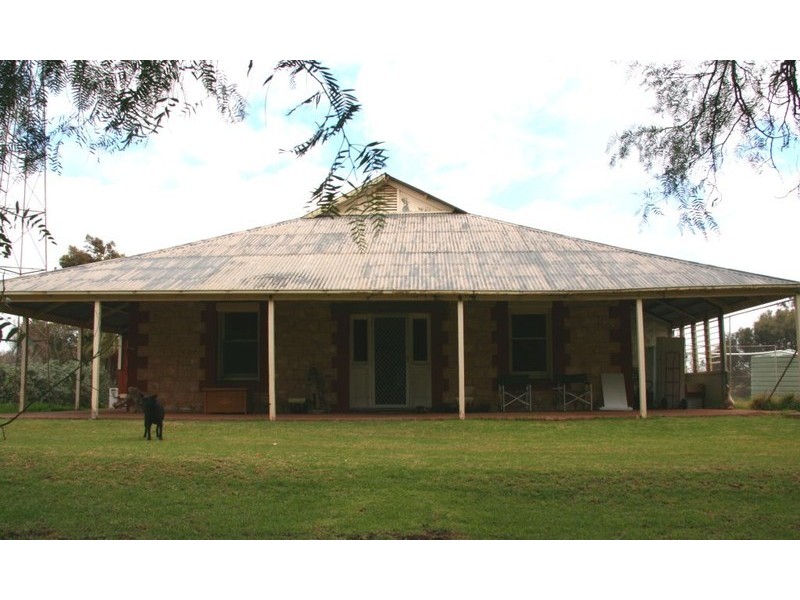 Section 8 Hundred of McGorrery, Loxton SA 5333