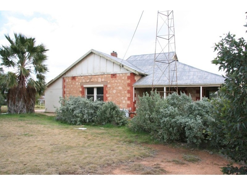 Section 8 Hundred of McGorrery, Loxton SA 5333