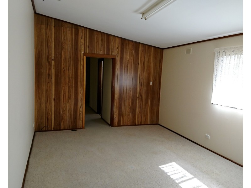 4 Collins Street, Barmera SA 5345