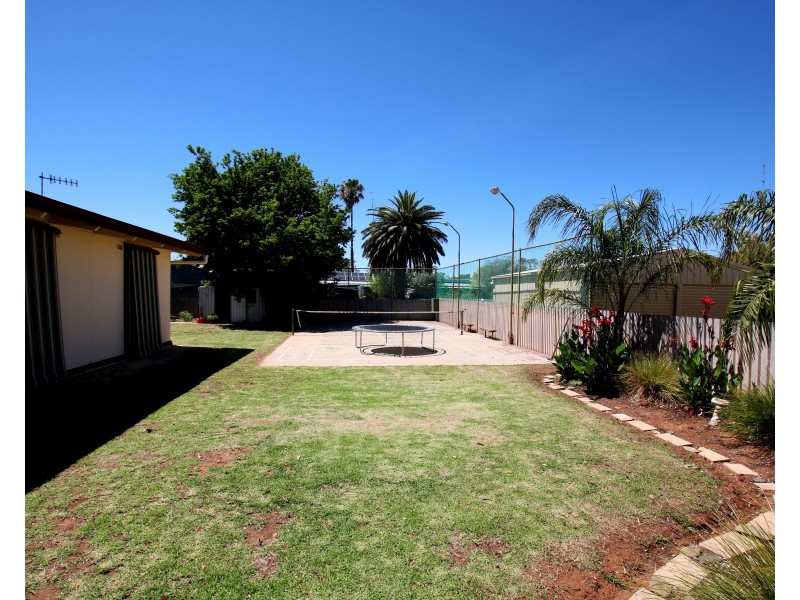 4 Collins Street, Barmera SA 5345