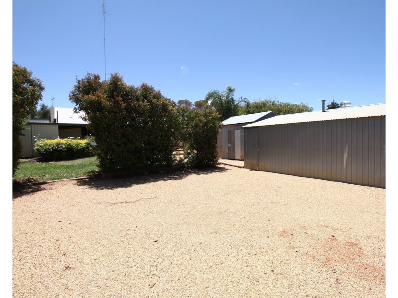 13 Dickerson Street, Barmera SA 5345