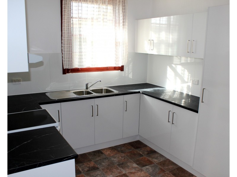 4 Seekamp Street, Berri SA 5343