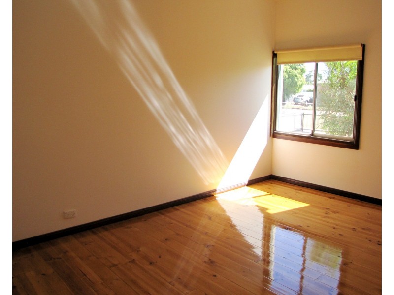 4 Seekamp Street, Berri SA 5343