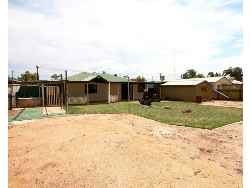 4 Seekamp Street, Berri SA 5343