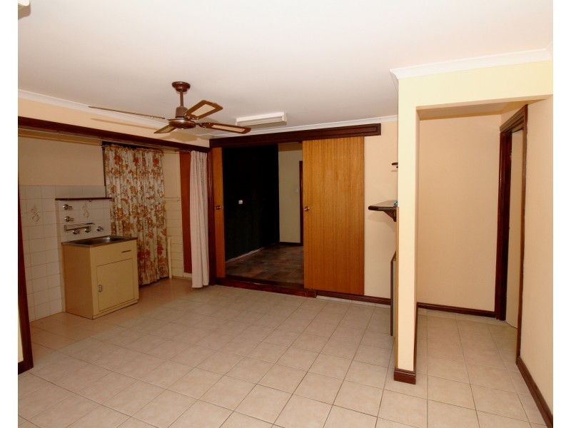 4 Seekamp Street, Berri SA 5343