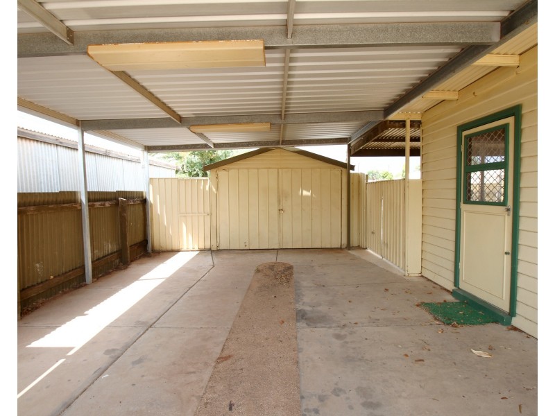 4 Seekamp Street, Berri SA 5343