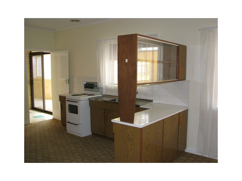 8 Derrick Street, Berri SA 5343