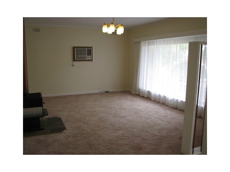 8 Derrick Street, Berri SA 5343