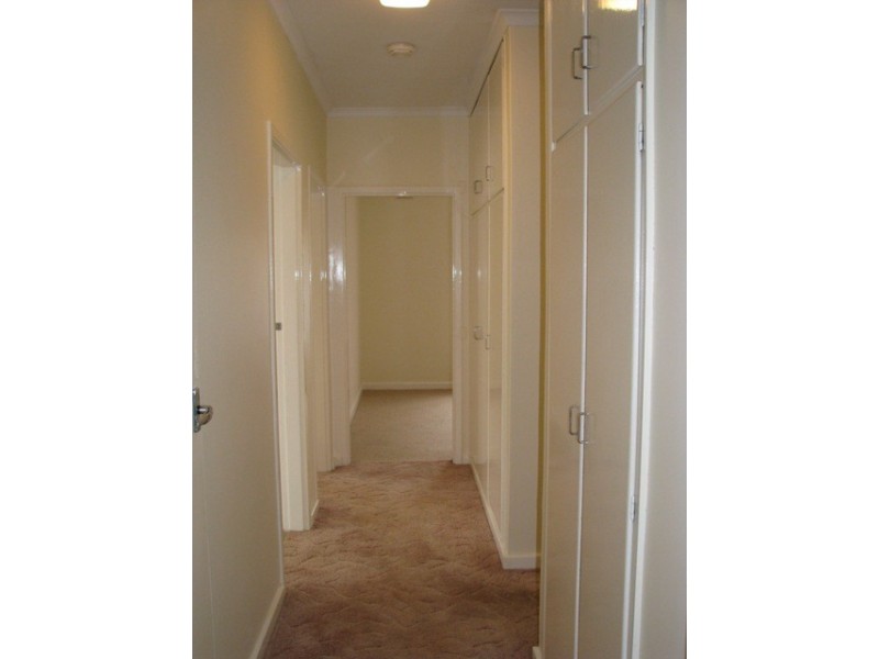 8 Derrick Street, Berri SA 5343