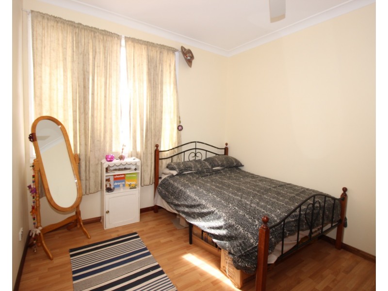 4 Isaacson Street, Waikerie SA 5330