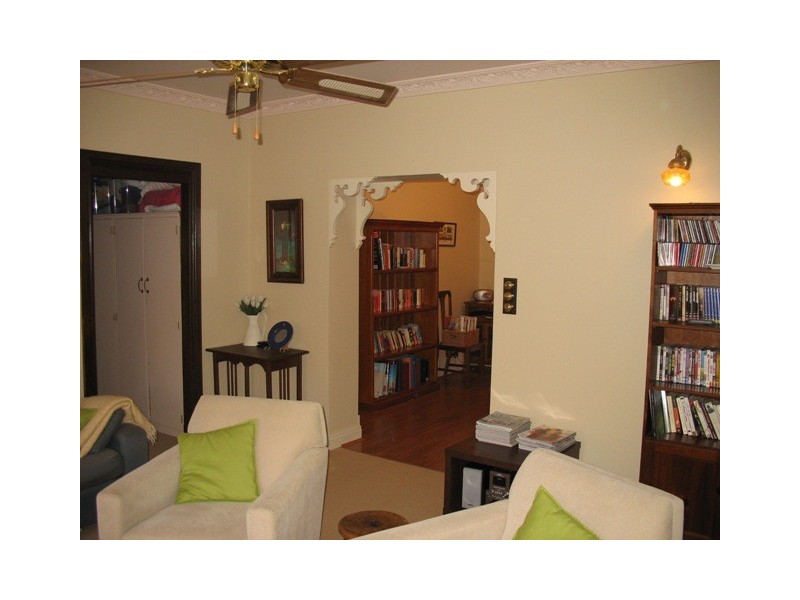 30 Third Street, Loxton SA 5333