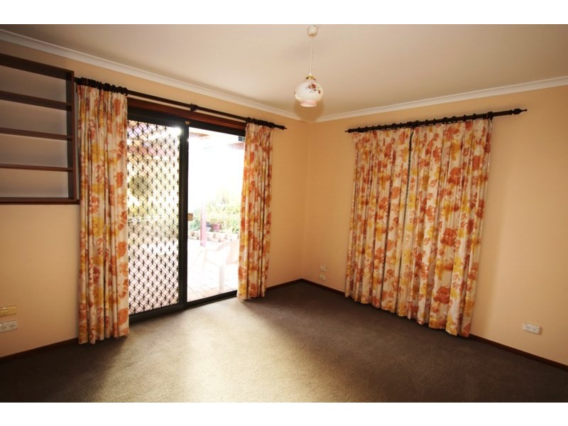 4 Vivian Cock Street, Berri SA 5343