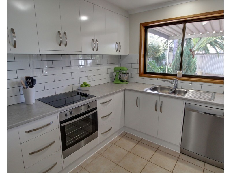 17 Laffer Street, Loxton SA 5333