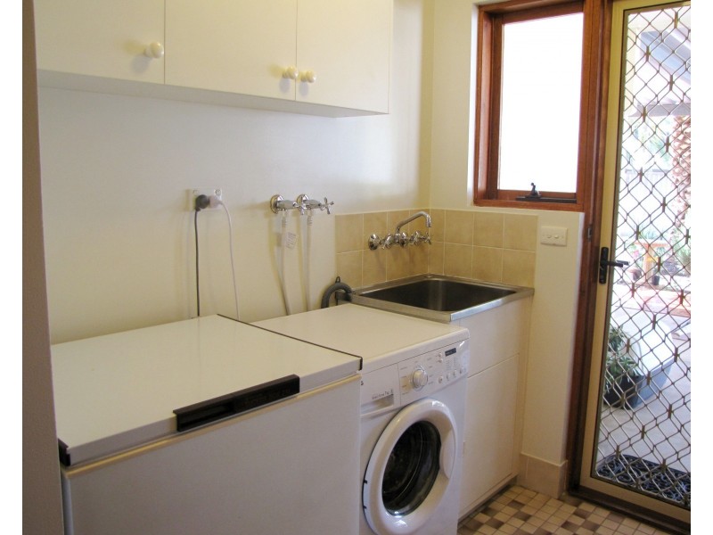 17 Laffer Street, Loxton SA 5333