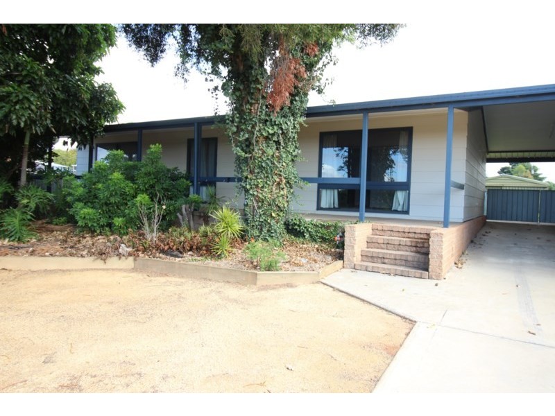 16 Isaacson Street, Waikerie SA 5330