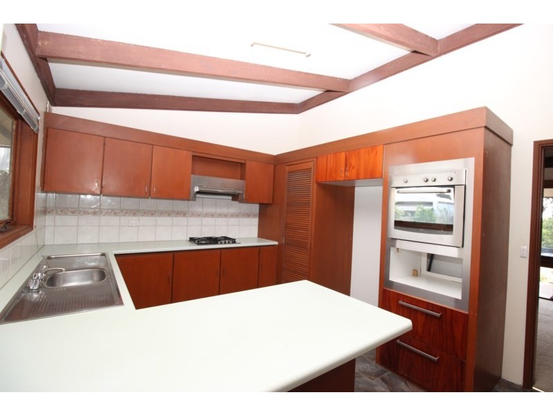 16 Isaacson Street, Waikerie SA 5330